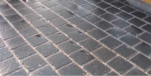 Black Limestone Cobbles 10 x10cm, matt paving at Irwin Tiles