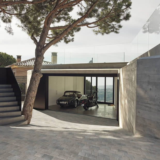 Block Gent 20x20cm & 20x30cm, paving at Irwin Tiles