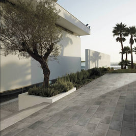 Block Gent 20x20cm & 20x30cm, porcelain paving for patios, paths and outdoor areas at Irwin Tiles