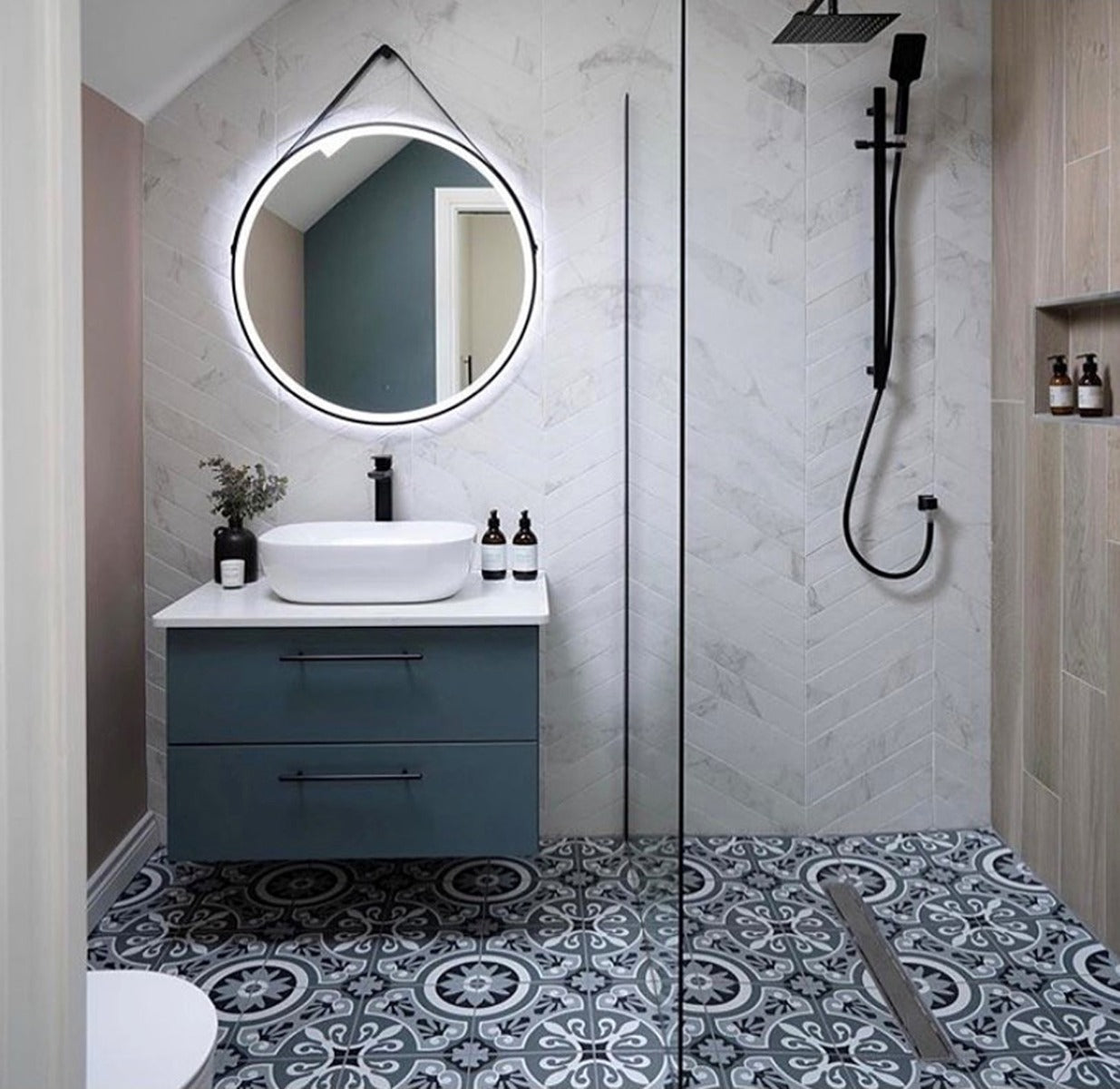 Brindisi Azul 22.5 x 22.5cm, porcelain tile at Irwin Tiles