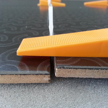Spacer Clips 2mm Wedge Type 500 pack, tile spacer for keeping tile joints even while fixing at Irwin Tiles, view 7