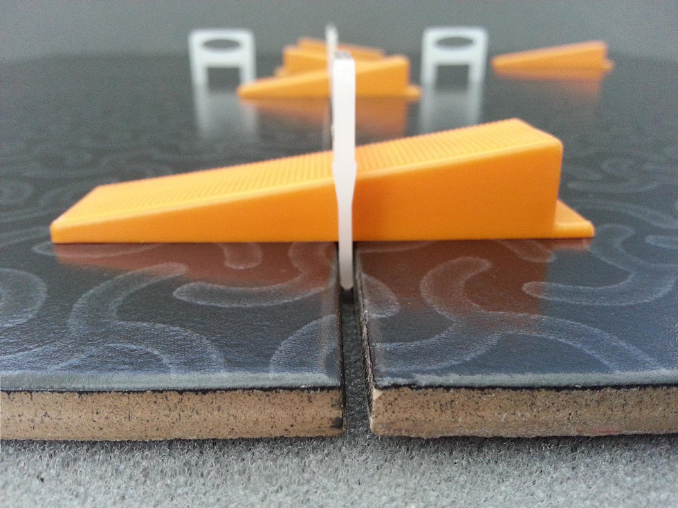 Spacer Clips 1.5mm Wedge Type 500 Pack, tile spacer for keeping tile joints even while fixing at Irwin Tiles, view 7