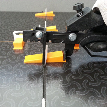 Spacer Clips 1.5mm Wedge Type 500 Pack, tile spacer available online at Irwin Tiles, view 10