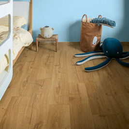 Quickstep Classic Oak Natural Laminate 12mm, laminate flooring for kitchens, hallways and living rooms at Irwin Tiles