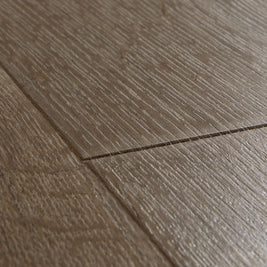 Quickstep Classic Oak Brown Laminate 8mm laminate flooring, at Irwin Tiles
