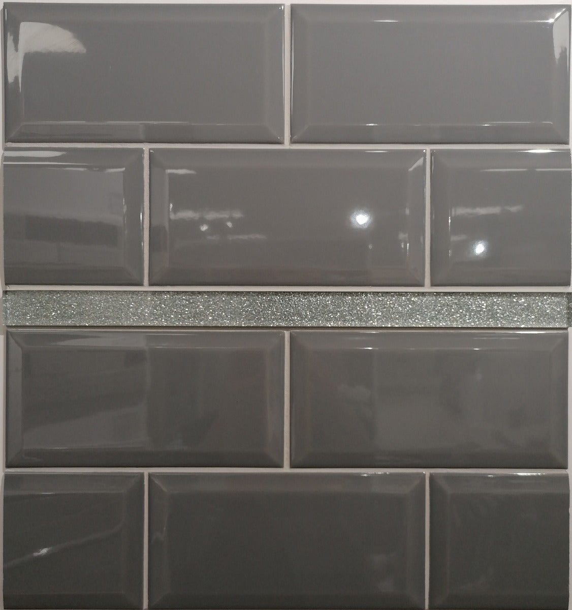 Plata Bevelled 20 x 10cm, grey gloss tile at Irwin Tiles
