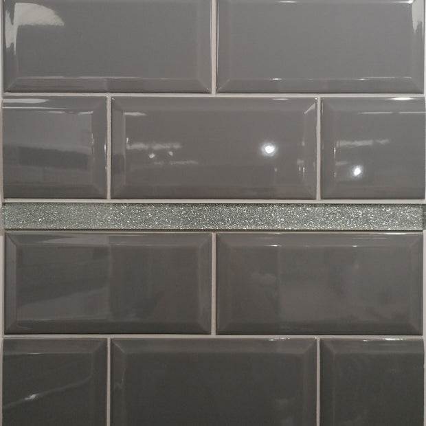 Plata Bevelled 20 x 10cm, grey gloss tile at Irwin Tiles